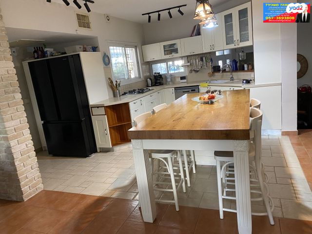 בית פרטי/ קוטג', מבוא ערבה, קרית הסביונים, יהוד מונוסון