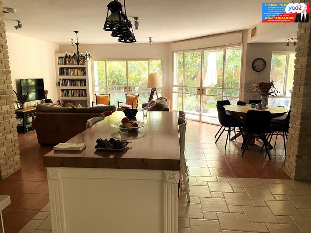 בית פרטי/ קוטג', מבוא ערבה, קרית הסביונים, יהוד מונוסון