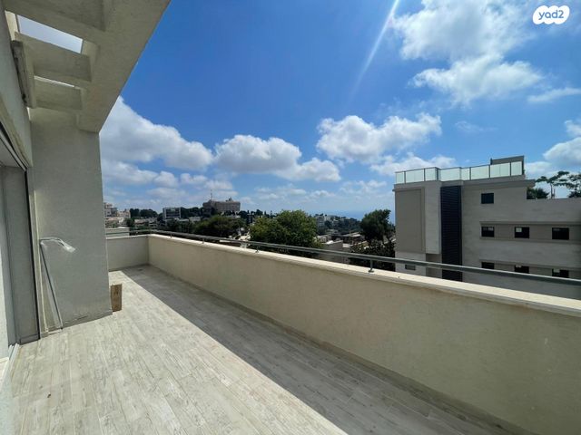 גג/ פנטהאוז, מרגלית, שמבור, חיפה