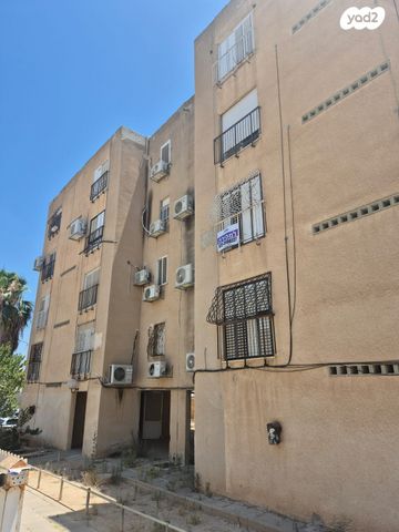 דירה, בזל 67, שכונה א', באר שבע