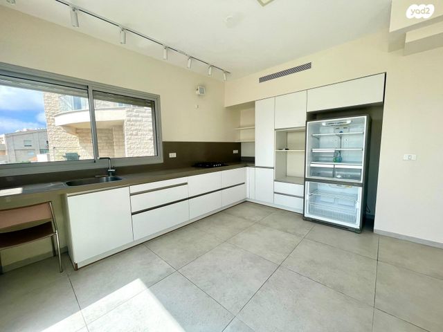 גג/ פנטהאוז, מרגלית, שמבור, חיפה