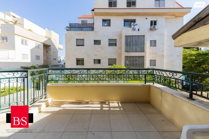 דירת גן, בלפור 4, פרדס הגדוד, נתניה