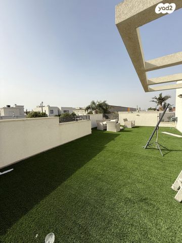 בית פרטי/ קוטג', בת הדר, בת הדר