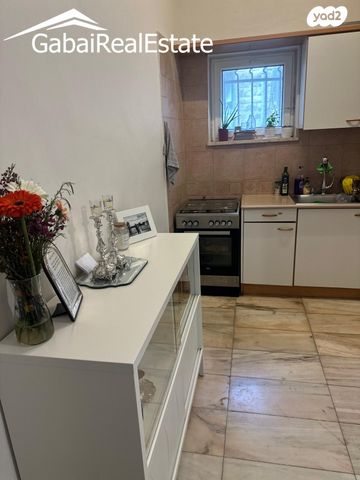 דירה, אבן עזרא, רחביה, ירושלים