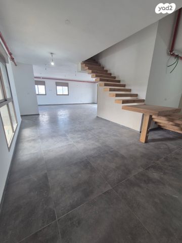 גג/ פנטהאוז, כבירים, חיפה