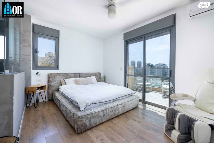 גג/ פנטהאוז, אודם, צמרות המושבה, באר יעקב