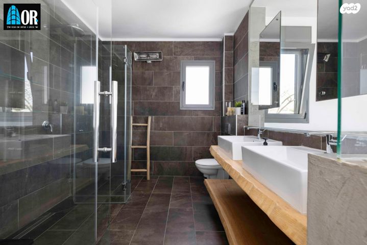 גג/ פנטהאוז, אודם, צמרות המושבה, באר יעקב