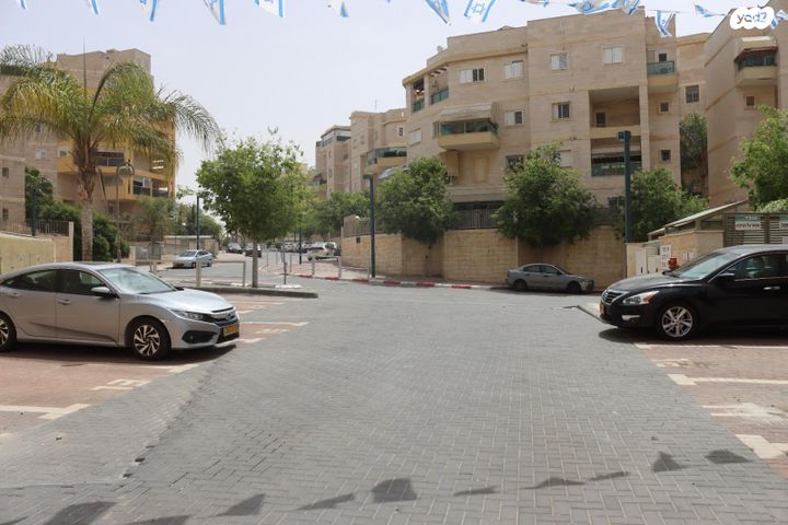 דירה, ישראל גלילי, רמות הרכס, באר שבע