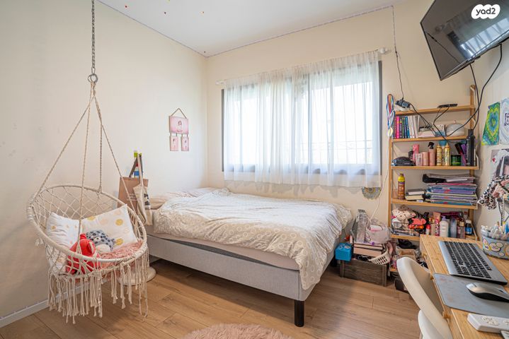 דירת גן, מתחם גרינברג, הוד השרון