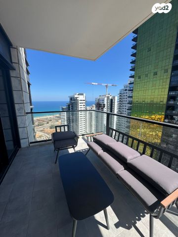 דירה, יוחנן הסנדלר, דרום חדש, פארק הים, בת ים