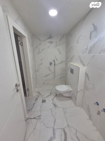 גג/ פנטהאוז, כבירים, חיפה