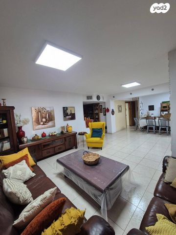 בית פרטי/ קוטג', נתיבות