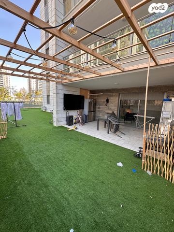 דירת גן, נתיבות