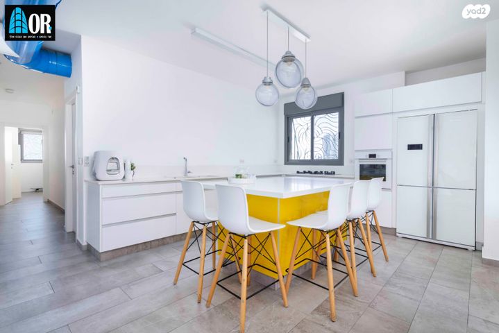 גג/ פנטהאוז, אודם, צמרות המושבה, באר יעקב