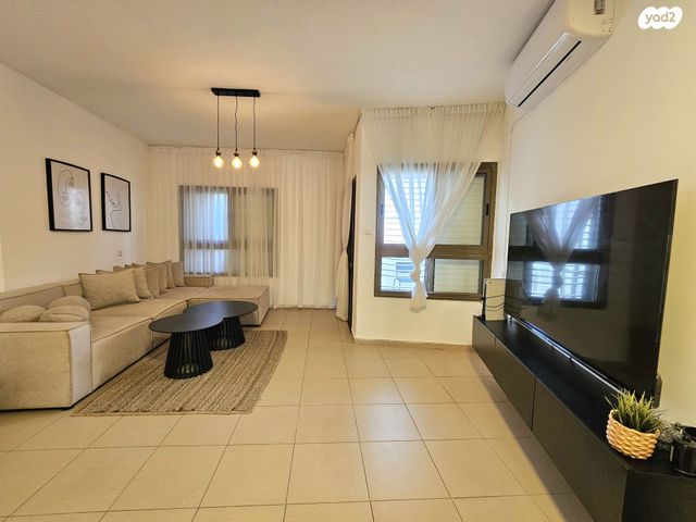 דירה, סרן דב, נווה זאב, נאות אילן, באר שבע