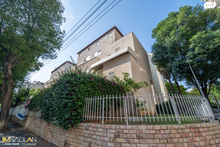 דירה, יוסף אהרונוביץ' 4, תקומה / קרית חזני, פתח תקווה