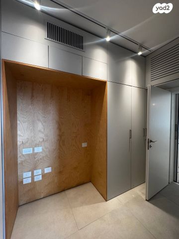 דירה, אבן גבירול 127, הצפון הישן - צפון, תל אביב יפו