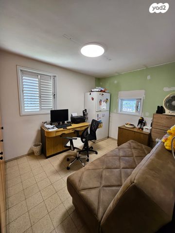 דירה, גיורא יוספטל, גיורא, רמלה