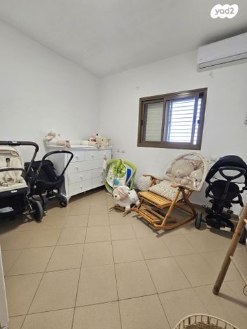 דירה, סרן דב, נווה זאב, נאות אילן, באר שבע