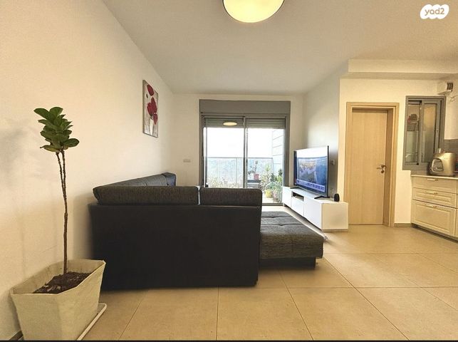 דירה, נאות אפק, אפקה, קרית ביאליק