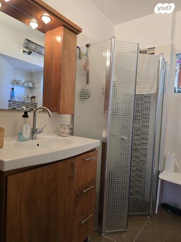 דירה, שדרות משה שרת, קרית ים ב', קרית ים