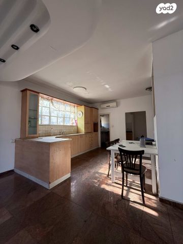 בית פרטי/ קוטג', בית שאן, מרכז הישוב, גני תקווה