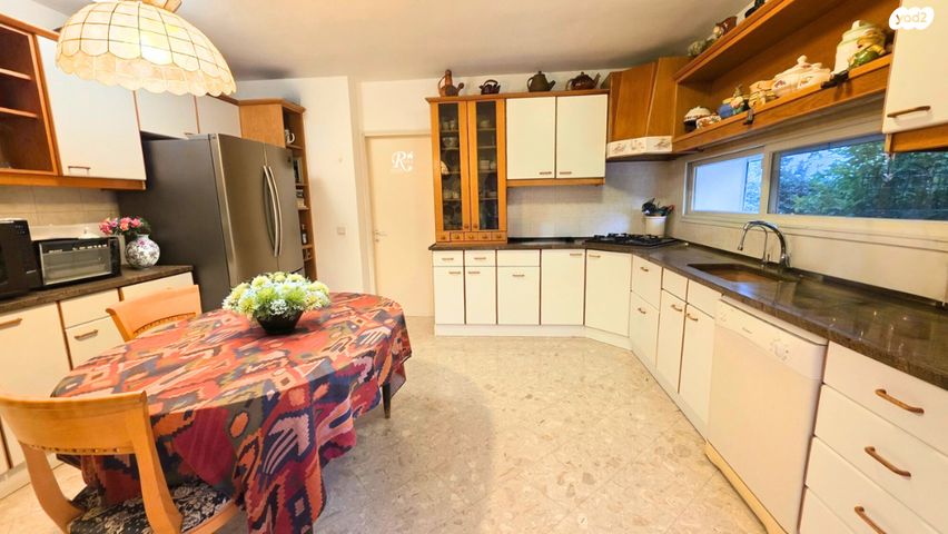 בית פרטי/ קוטג', סביון