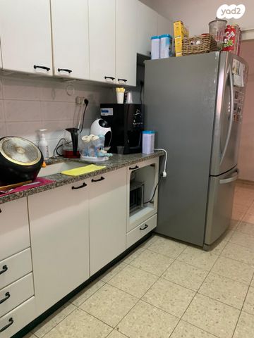 דירה, הרצוג, רסקו א', חולון