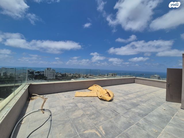 גג/ פנטהאוז, כבירים, חיפה