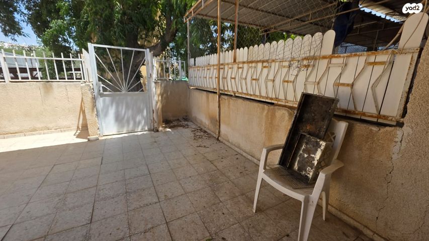 דו משפחתי, משעול סוכות, שכונה ד', באר שבע