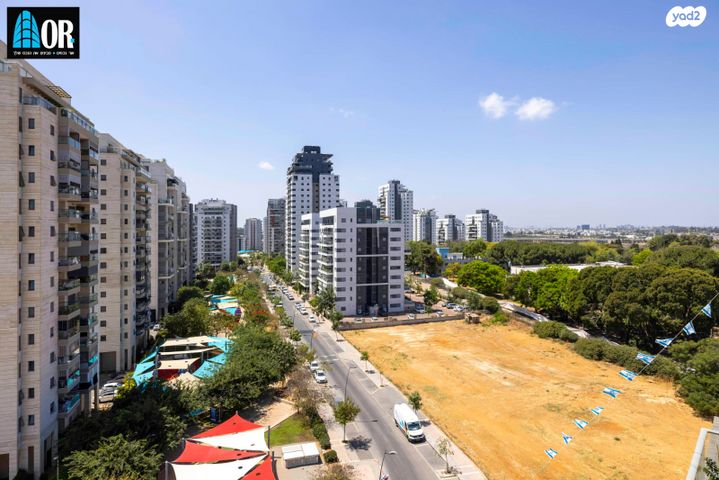 גג/ פנטהאוז, אודם, צמרות המושבה, באר יעקב