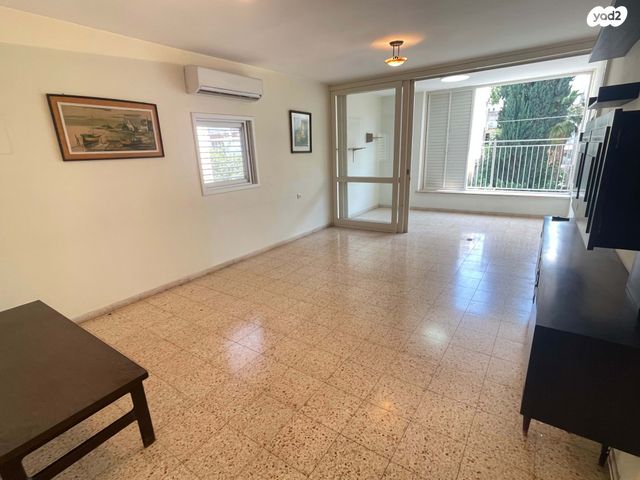 דירה, אימבר, פועלים א, כפר סבא