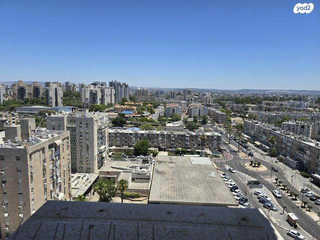 דירה, שדרות משה שרת, קרית ים ב', קרית ים