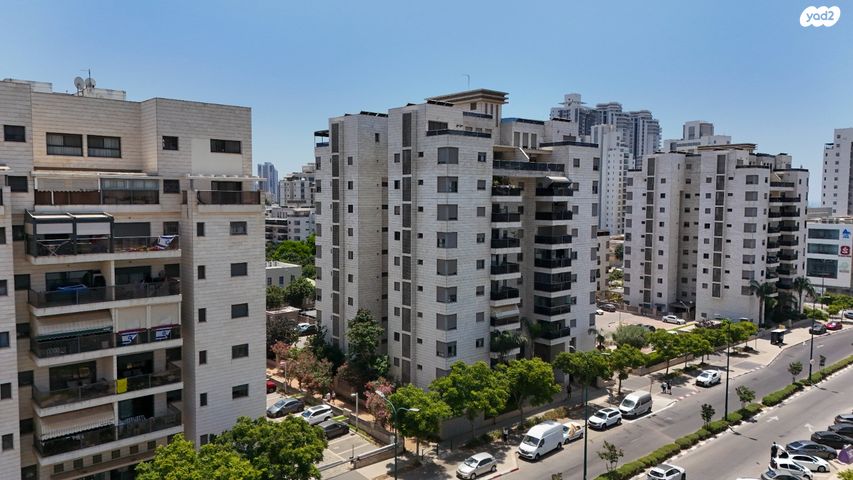 דירת גן, נחל בניאס 10, אגמים, נתניה