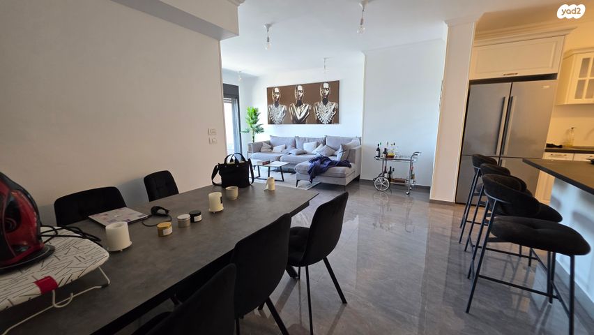 דירה, הרב אוורבוך, הדר, רמת השרון