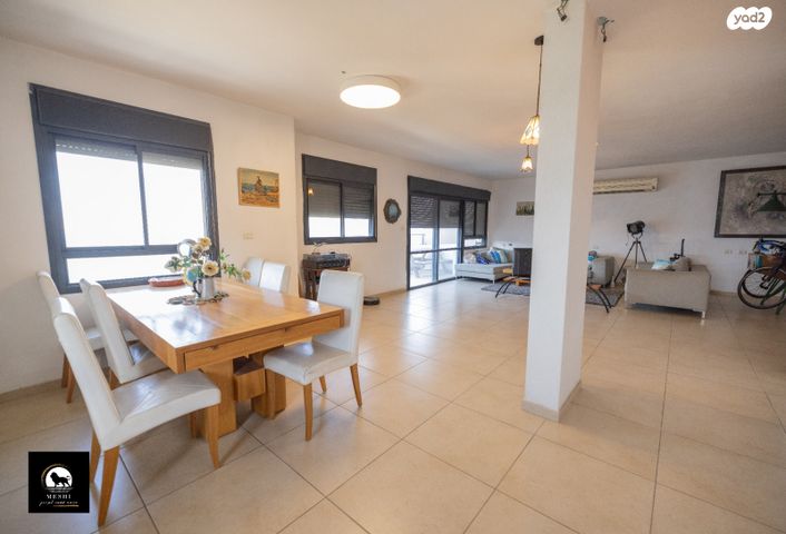 דירה, הצנחנים 40, קרית שמואל, טבריה