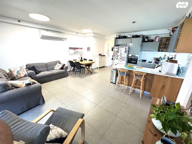 צבי מנדלבלט 4