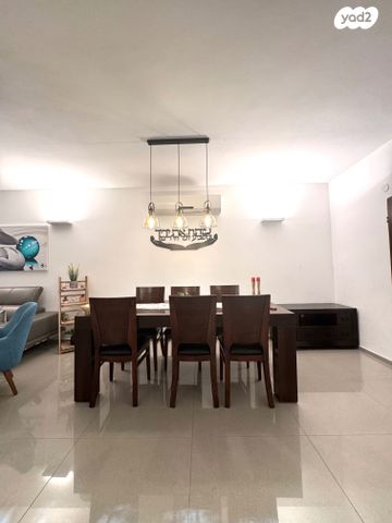 דירה, גיבורי ישראל, קרית ספיר, כפר סבא