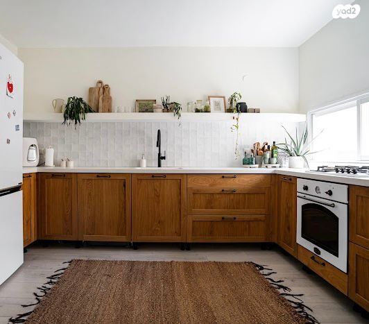 גג/ פנטהאוז, קדימה צורן