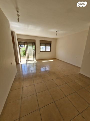 דירה, וייצמן, עיר, מרכז העיר, נהריה