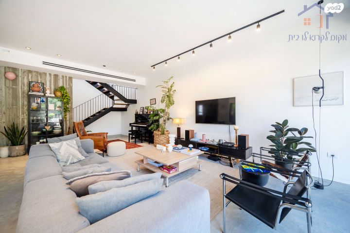 דו משפחתי, אלוף דוד, רמת חן, רמת גן