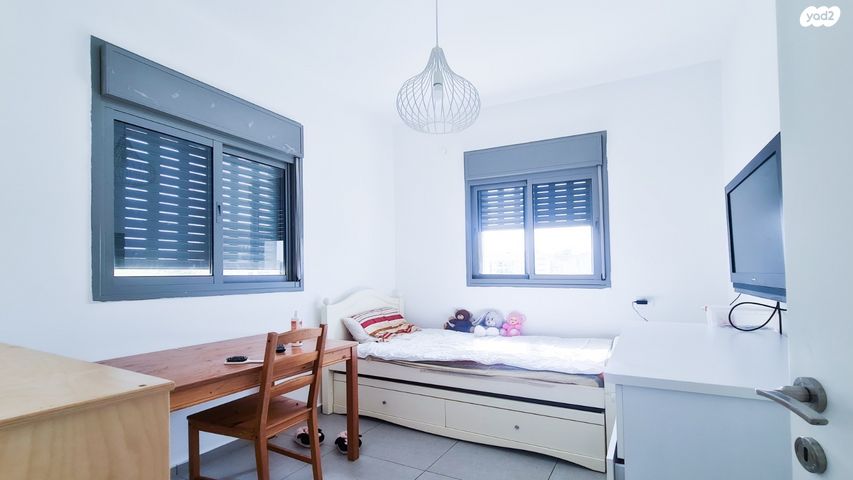 דירה, אודם 9, אבני חן, חריש