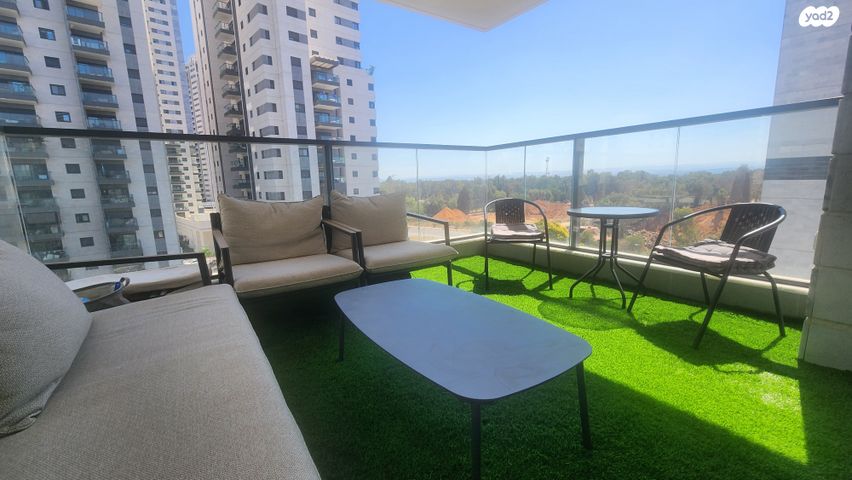 דירה, הצבר, נרקיסים, ראשון לציון