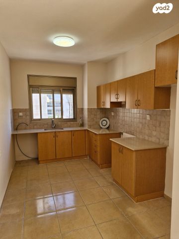 דירה, וייצמן, עיר, מרכז העיר, נהריה