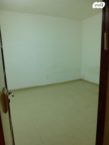 דירת גן, חכם שלום, מחנה יהודה - לב העיר, ירושלים