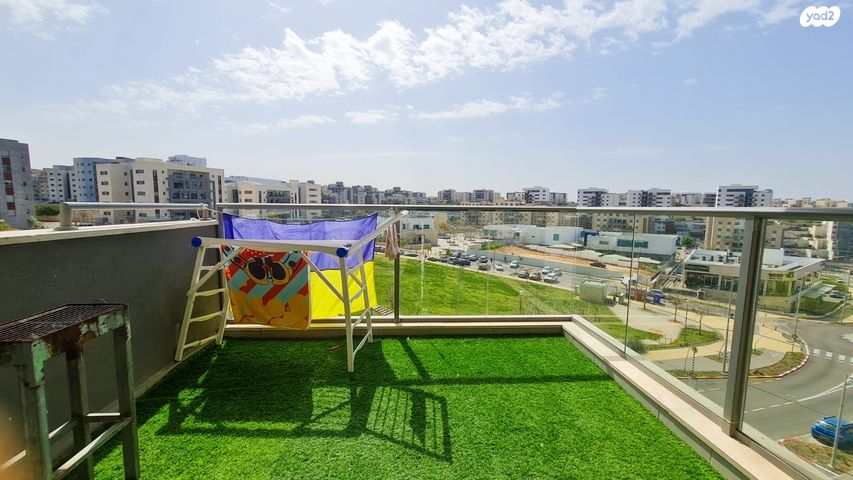 דירה, אודם 9, אבני חן, חריש