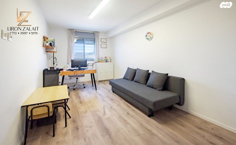 דירה, אליהו הנביא, פסגות אפק, ראש העין