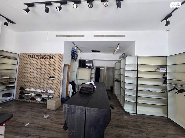 חנויות/ שטח מסחרי, עמק רפאים, המושבה היוונית, ירושלים