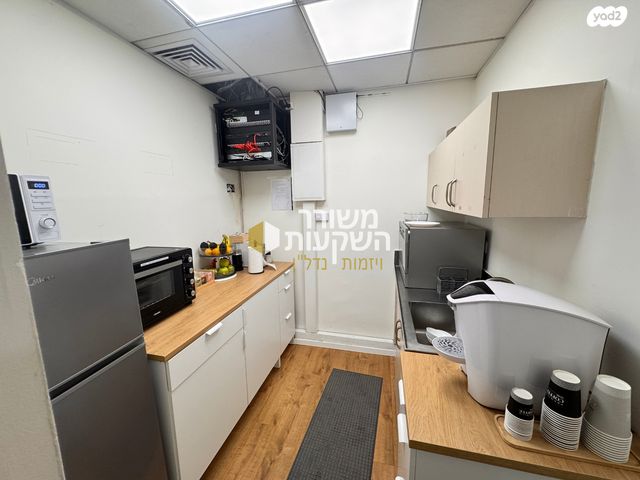 משרדים, הנדיב 71, מרכז, הרצליה