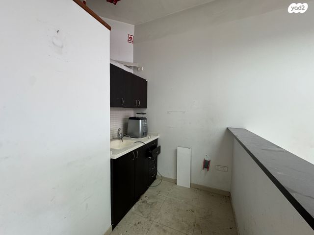 מבני תעשיה, משה שרת, מב"ת מערב, אזור תעשייה חדש, ראשון לציון